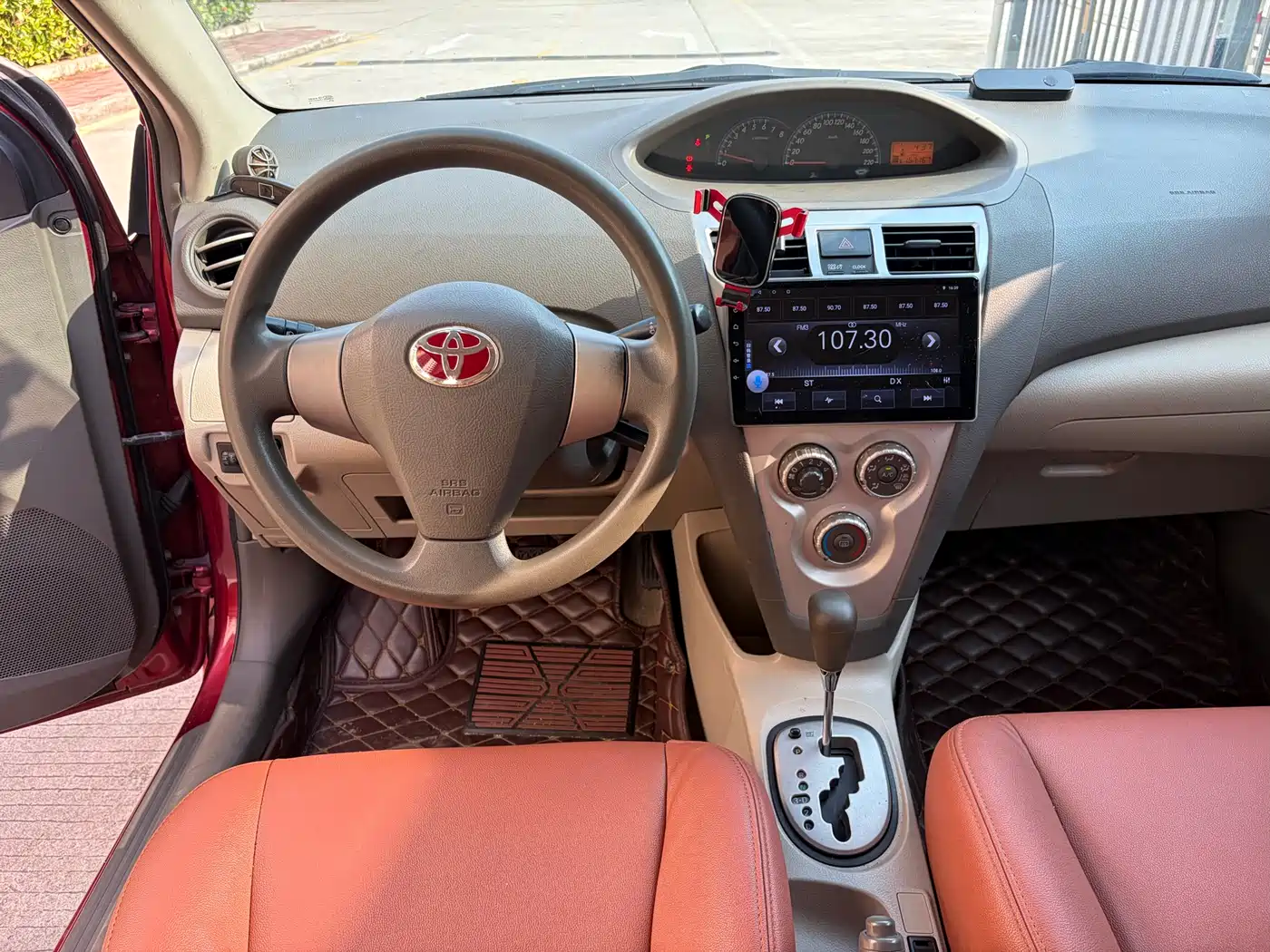 Toyota Vios 2010 Model 1.6L GL-i AT фото 7