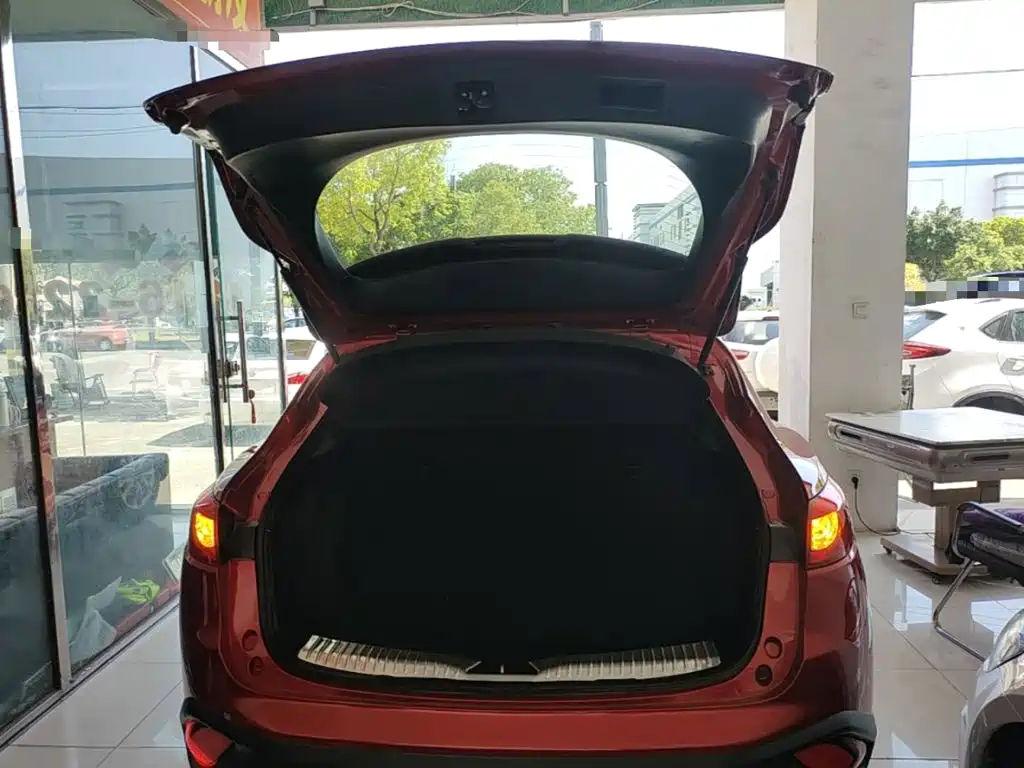 Mazda CX-4 2017 2016 2.0L Automatic 2WD Skyactiv Dynamic Edition