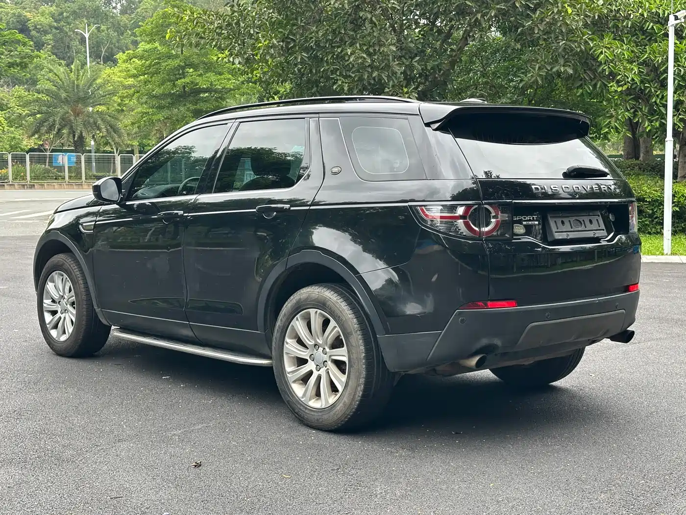 Land Rover Discovery Sport 2016 2.0T SE фото 8