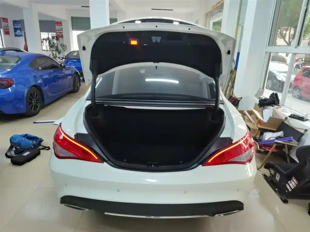 Mercedes-Benz CLA (Import) 2016 Facelift CLA 200 Sport фото 19