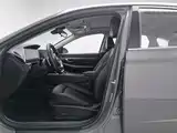 صورة 10 - Hyundai Sonata