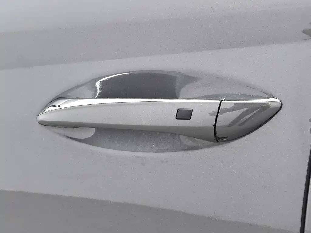 صورة 18 - Hyundai Sonata