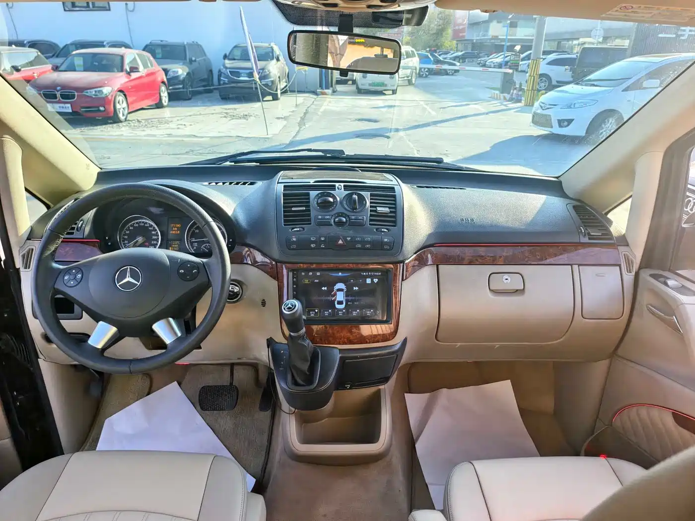Mercedes-Benz Viano 2013 3.0L Comfort Edition фото 11