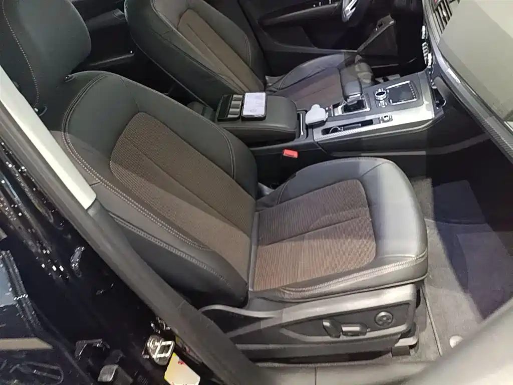 Audi Q5L 2018 45 TFSI Exclusive Fashion China VI фото 25