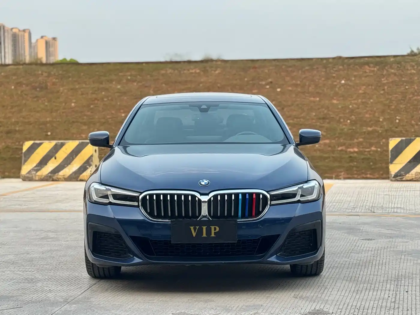BMW 5 Series 2021 530Li Leading M Sport Package фото 2