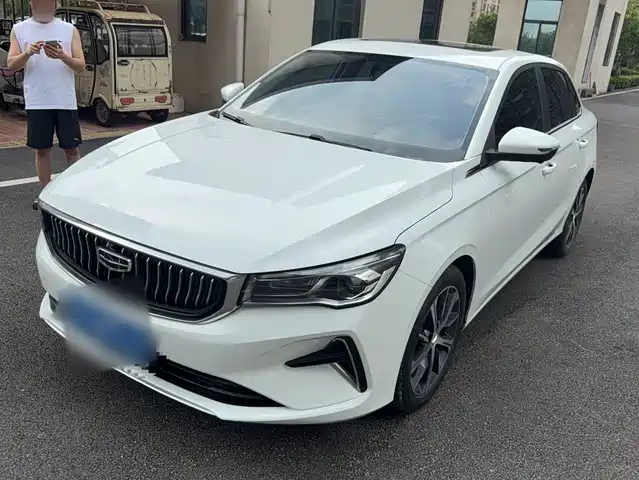 Geely Emgrand Чемпион, 1.5L CVT, Премиум, 4-е поколение