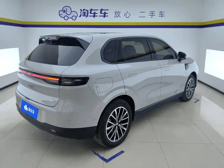 2026 Leapmotor B10
