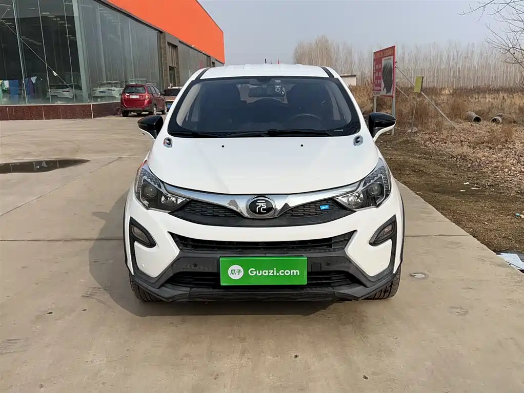 BYD Yuan 2017 1.5L Auto Cool Connect фото 7