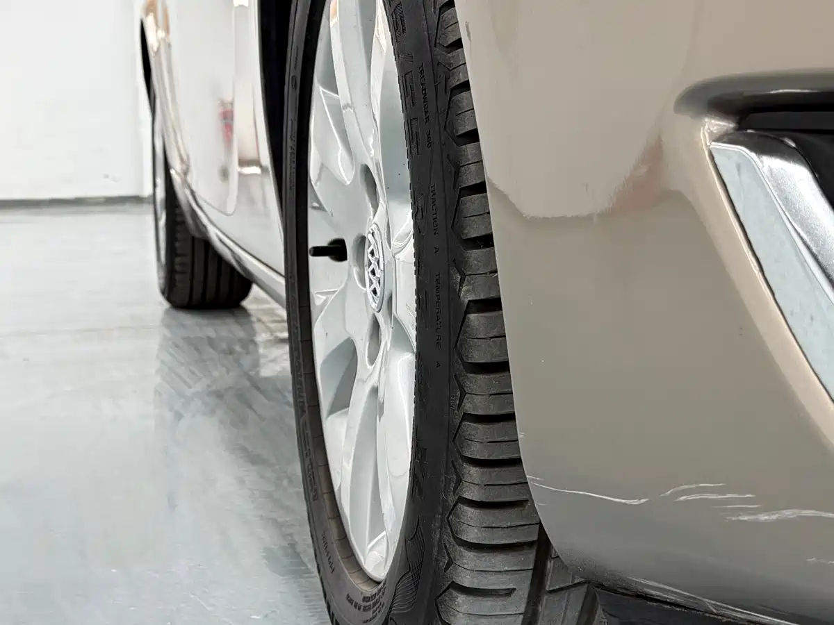 Buick Regal 2015 1.6T Elite Tech Edition фото 13