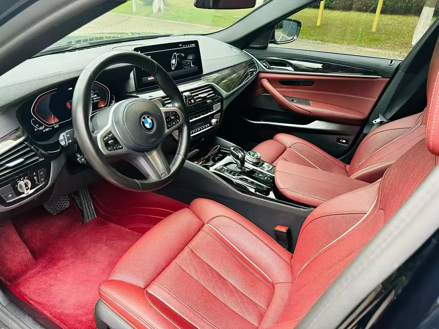 BMW 5 Series 2022 530Li Exclusive M Sport Package фото 3