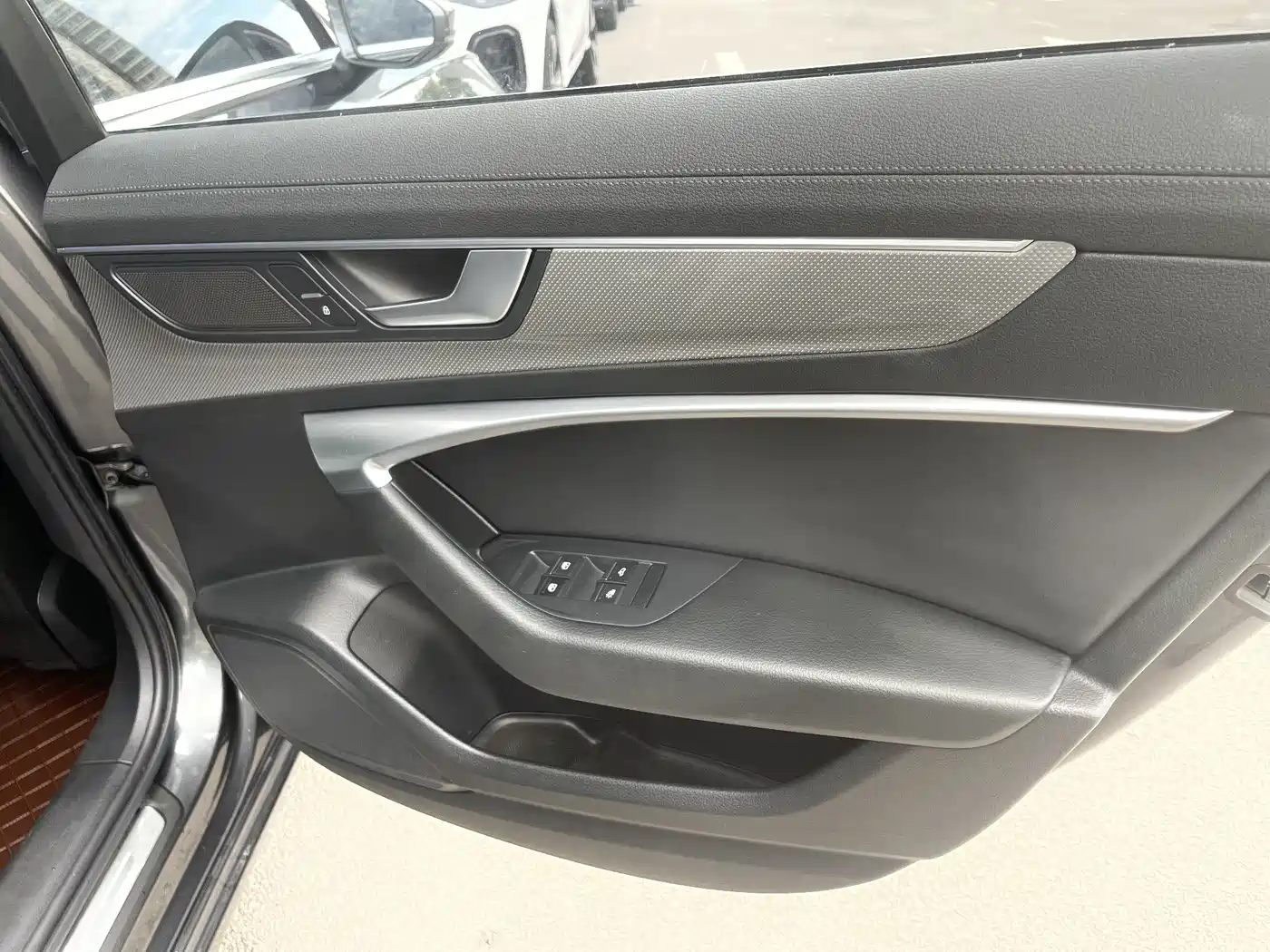 Audi A6L 2021 45 TFSI Exclusive Sport фото 12