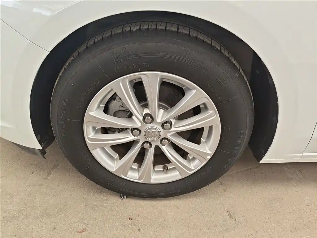Buick Excelle 2015 15N Manual Progressive фото 25