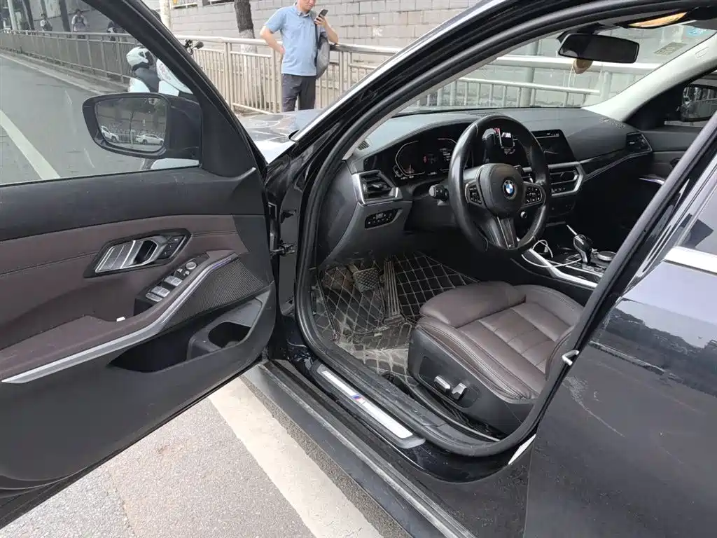 BMW 3 Series 2020 325Li M Sport Package фото 14