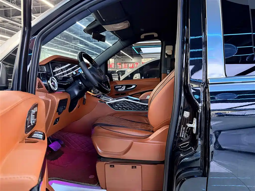 Mercedes-Benz Vito 2021 2.0T Elite 7-Seater фото 4