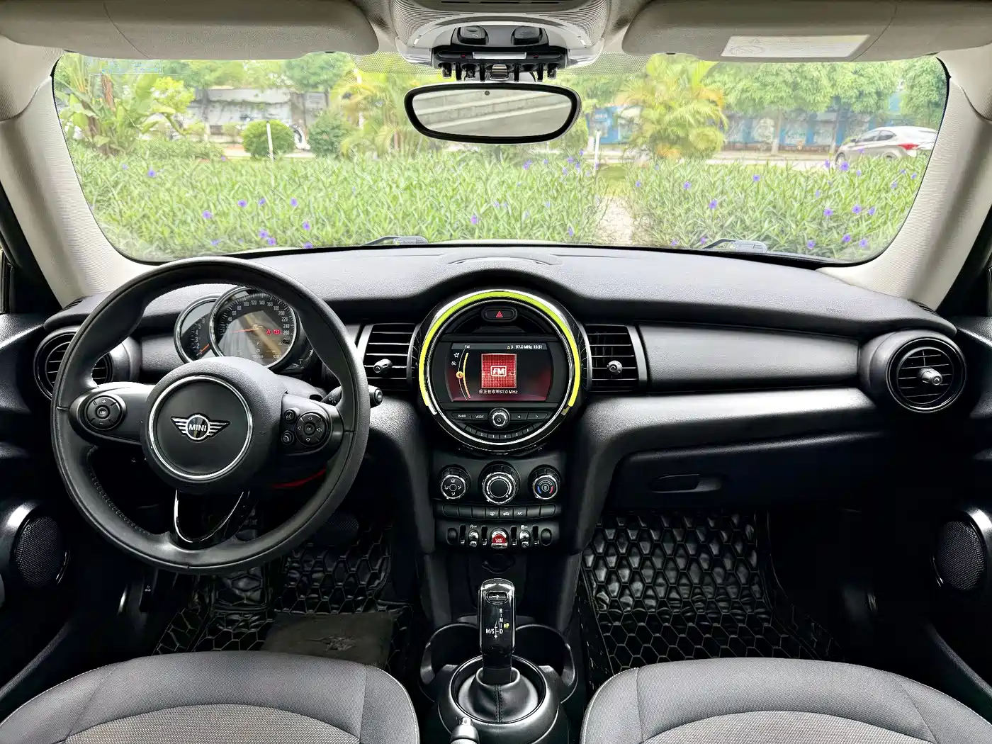 MINI 2019 Model 1.5T ONE PLUS фото 8