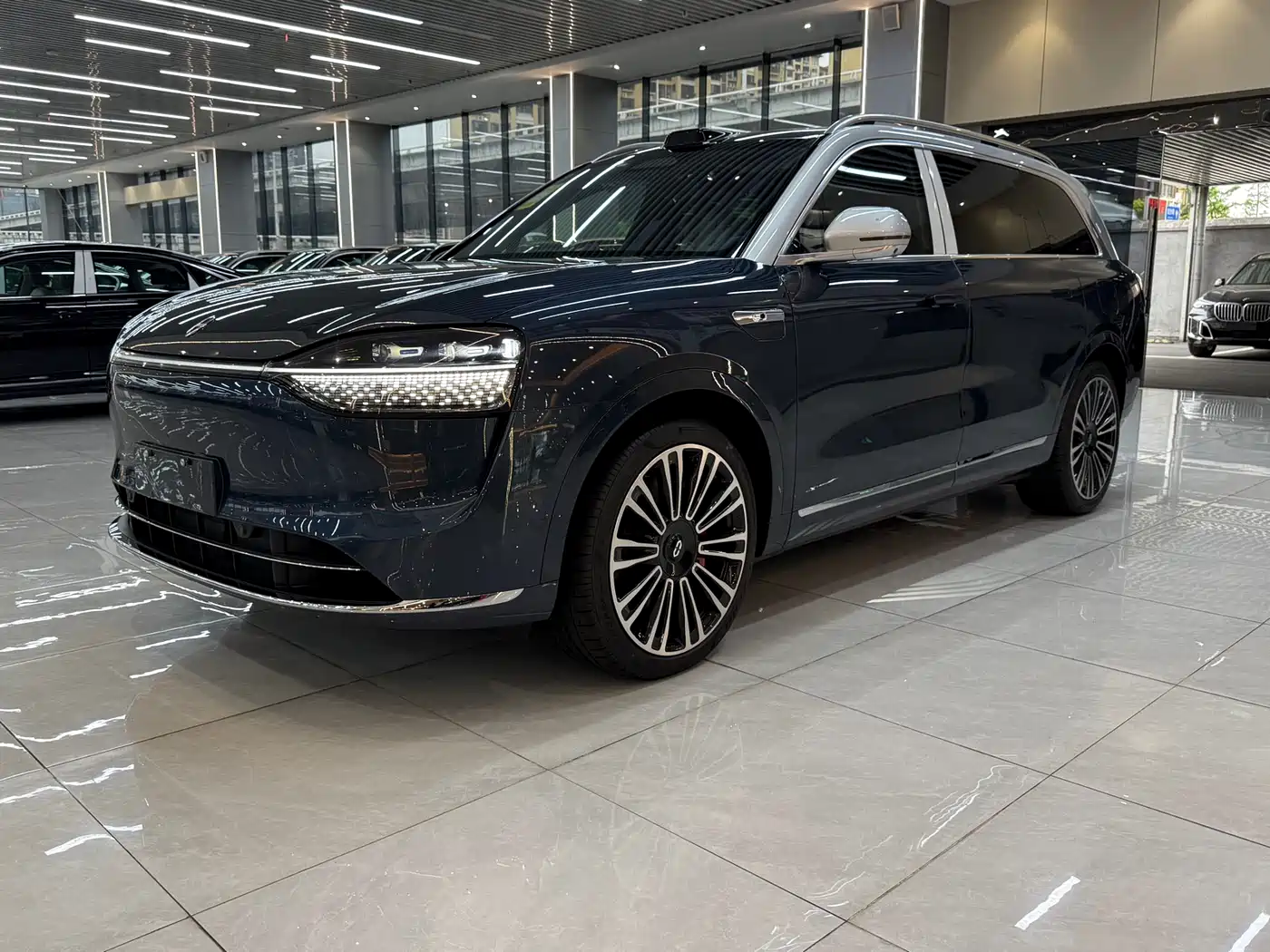 AITO Wenjie AITO M9 2024 Range Extender Ultra 52kWh 6-seater