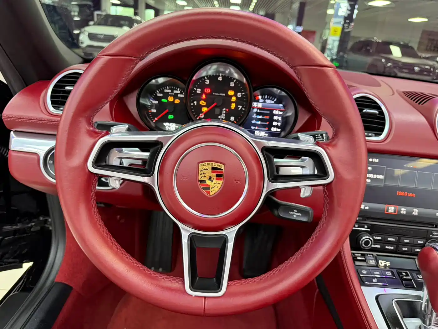 Porsche 718 2018 Boxster 2.0T фото 7