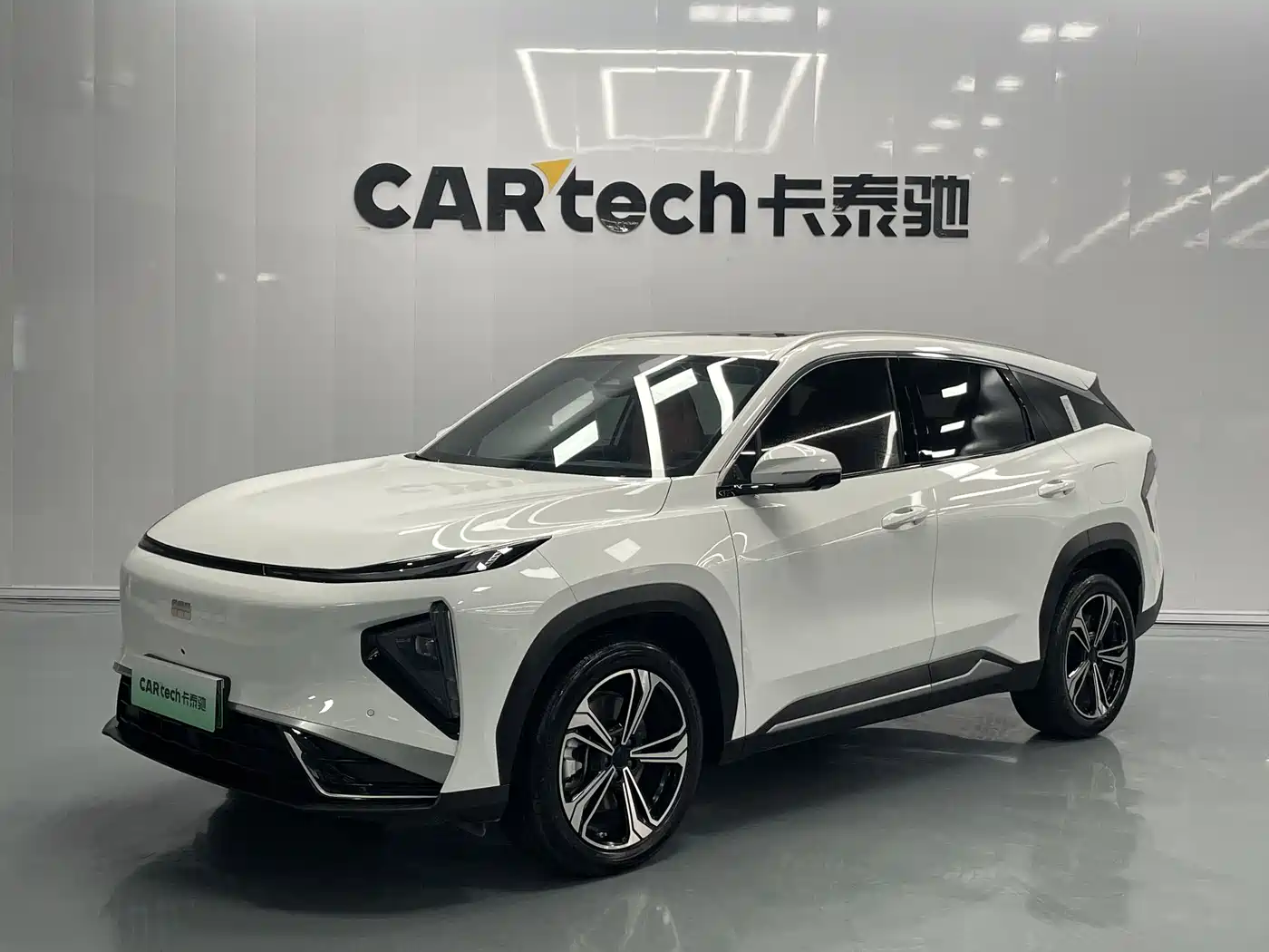 Geely Galaxy Galaxy L7 2025 EM-i 115km Explorer+ Edition