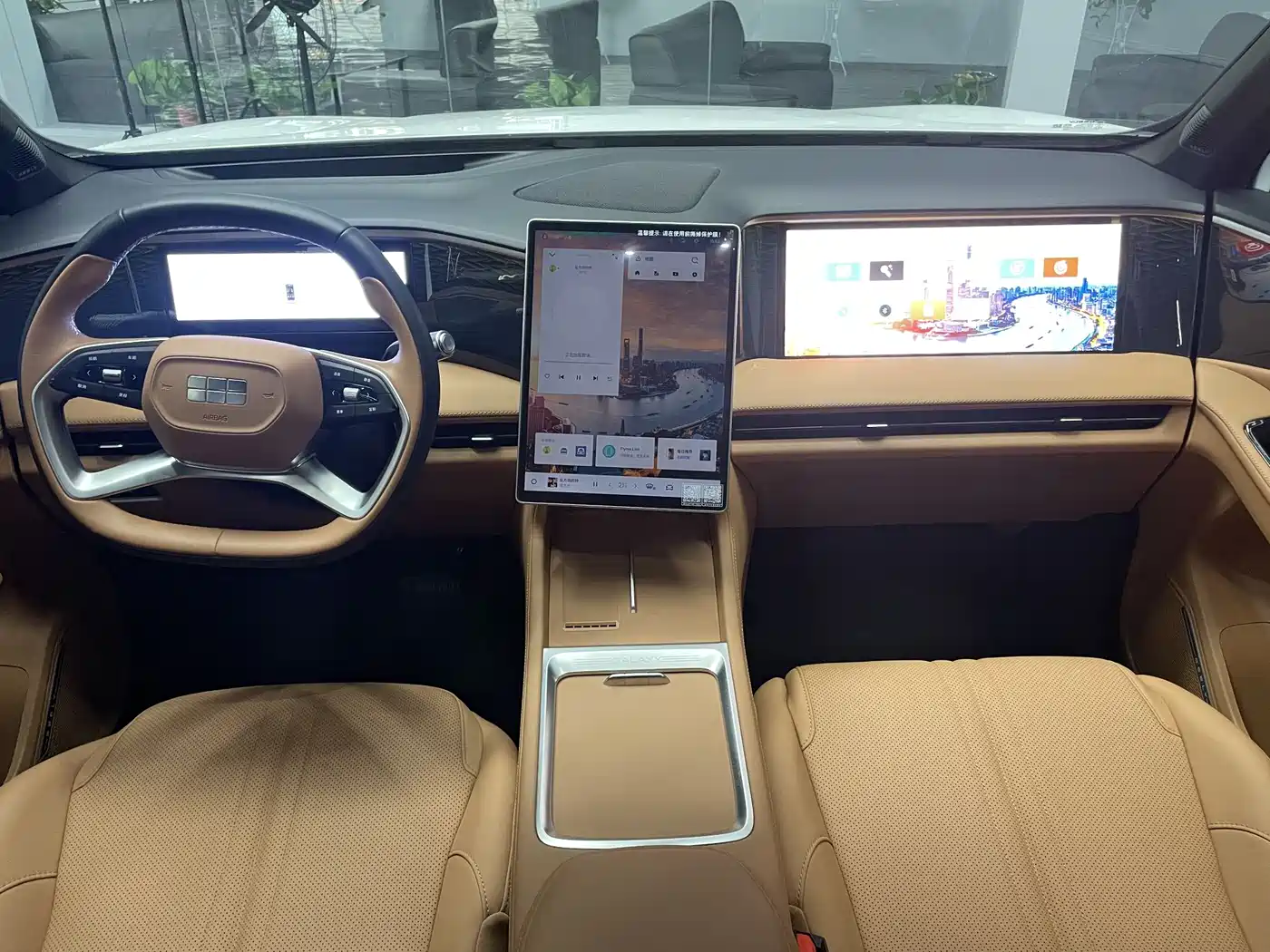 Geely Galaxy Galaxy L7 2025 EM-i 115km Explorer+ Edition фото 8