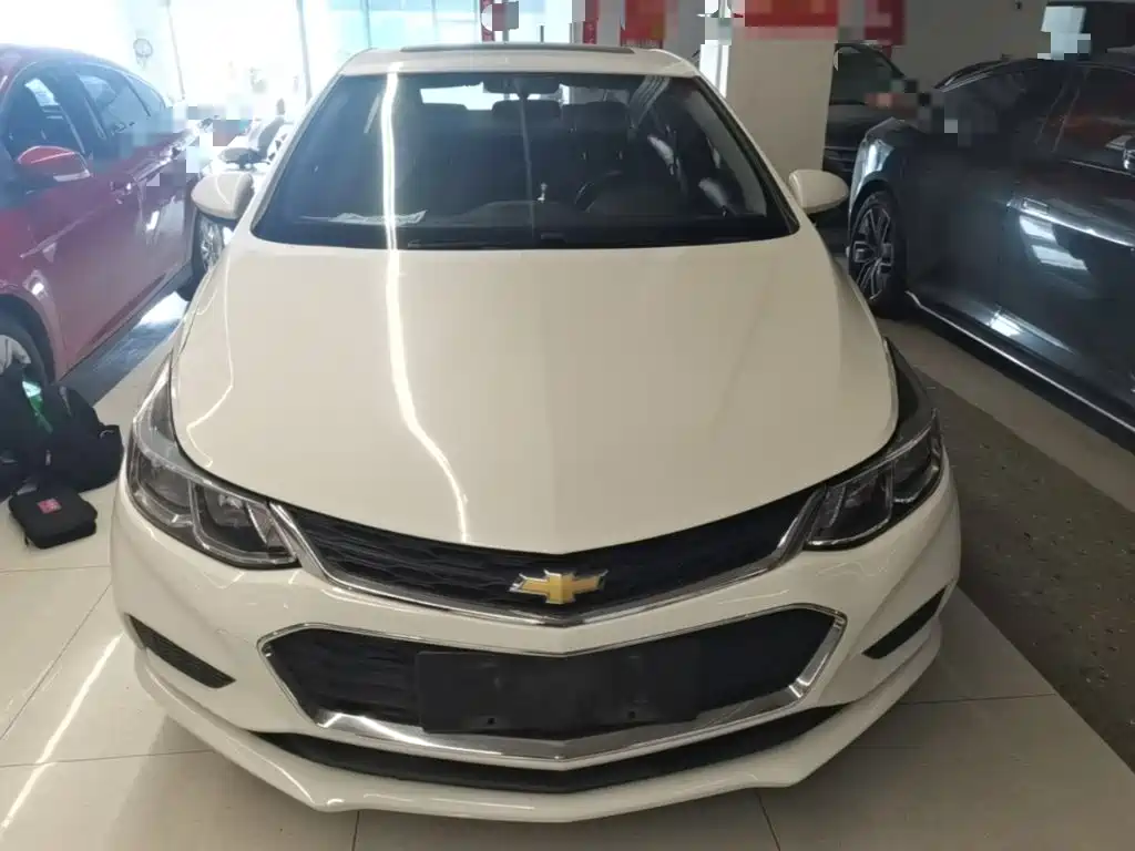 Chevrolet Cruze 2018 2018 320 Automatic Pioneer Sunroof Edition