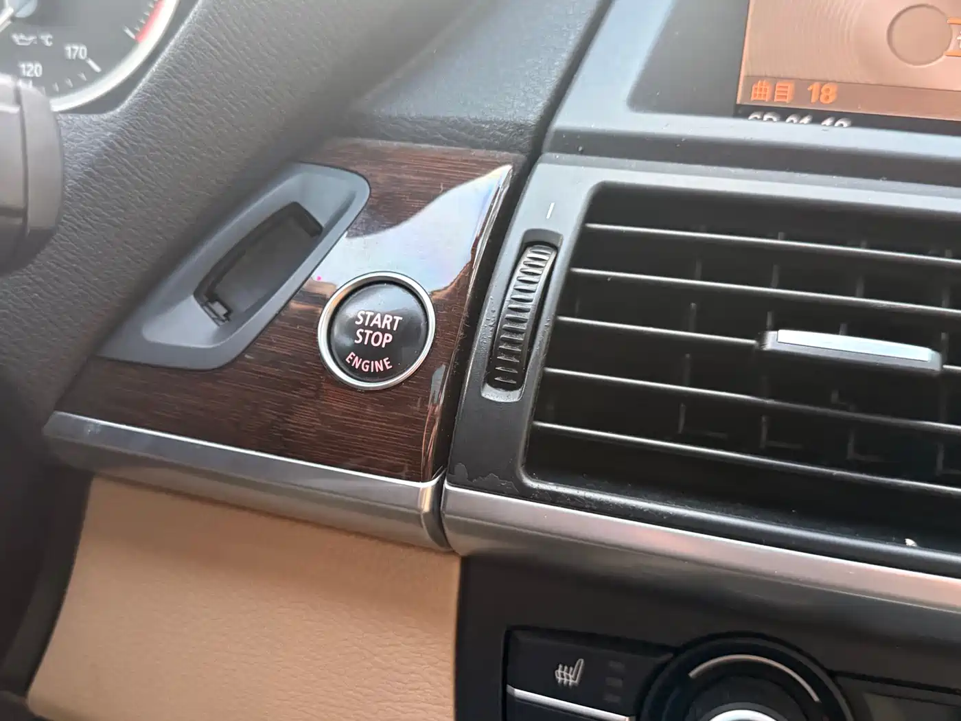 BMW X6 2009 xDrive35i фото 29