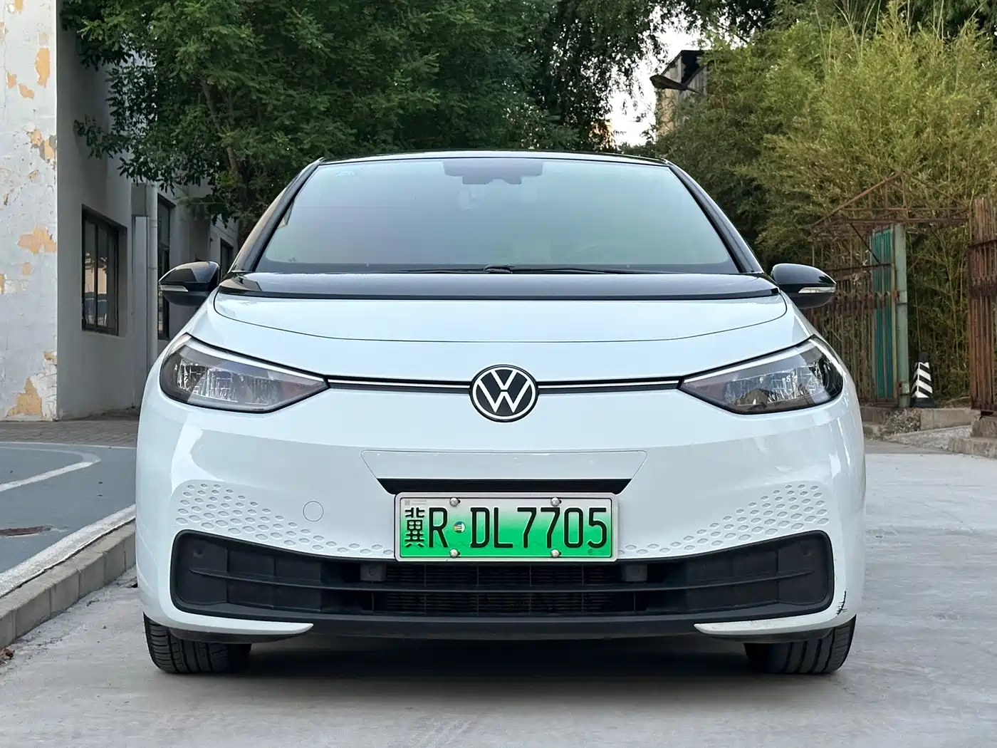 Volkswagen ID.3 2023 Pure Smart Edition фото 2