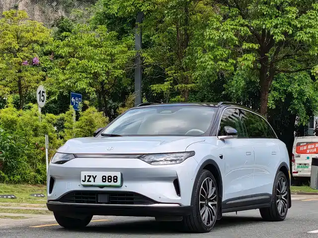 Leapmotor C11 2021 Facelift Luxury Edition — фото 1