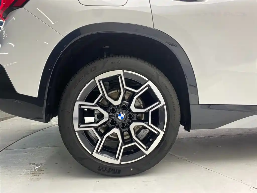 BMW X1 2026 2025 sDrive25Li X Design Package