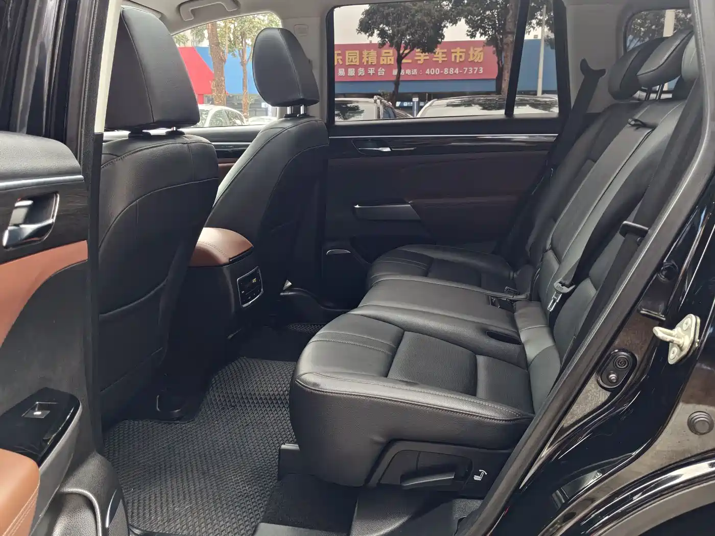 GAC Trumpchi Trumpchi GS8 2017 320T 2WD Luxury Smart Connect (7-seater) фото 5