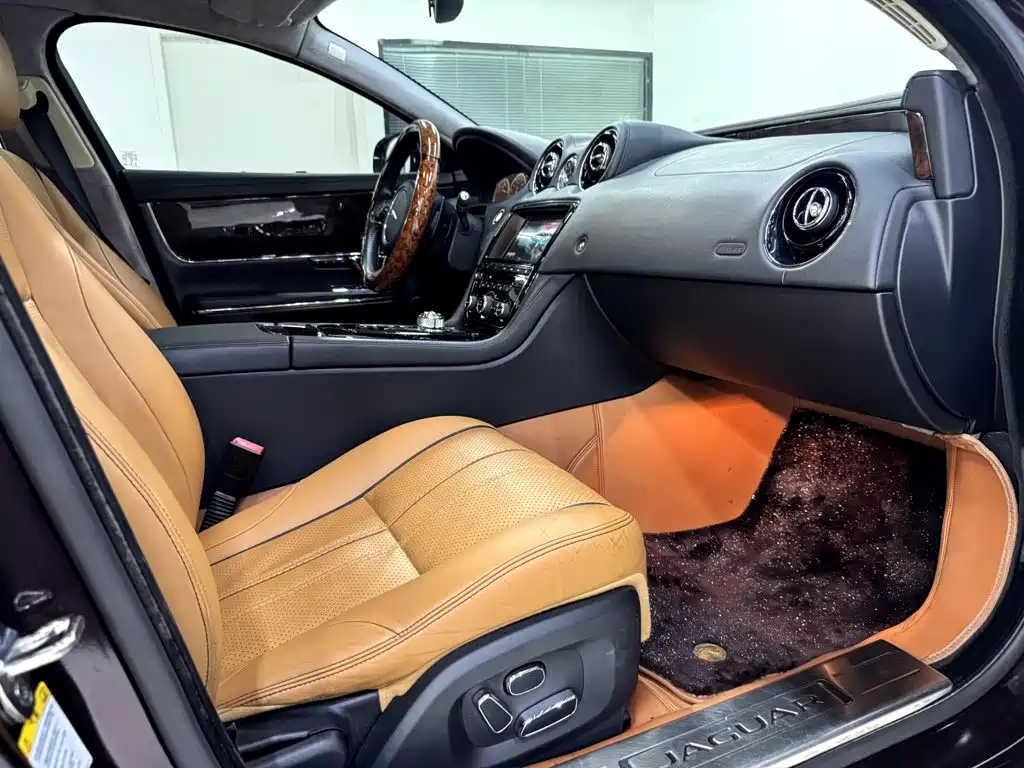Jaguar XJ 2014 2014 XJL 3.0 SC 4WD Premium Business Edition