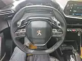 Фото 11 - Peugeot 2008