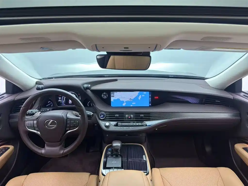 Lexus LS 2020 500h Excellence (China V) фото 4