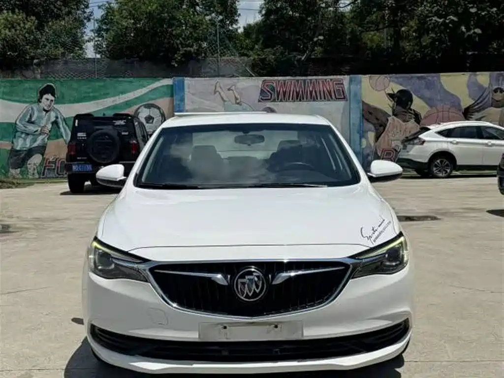 Buick Excelle 2018 15T DCT Progressive (China V) фото 3