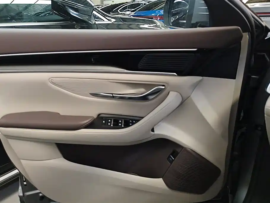 BYD Song PLUS PHEV 2025 EV Smart Driving Edition 520km Premium фото 7