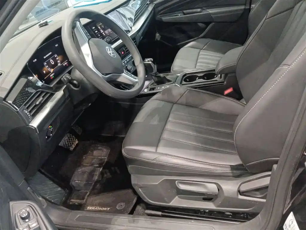 Volkswagen Passat 2024 280TSI Business Edition фото 15