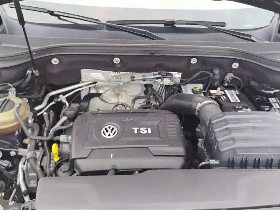 Volkswagen Teramont 2019 380TSI 4WD Luxury Edition China VI фото 10
