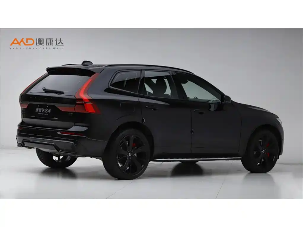 Volvo XC60 Plug-in Hybrid 2026 Plug-in Hybrid Long Range AWD Zhiyuan Polar Night Black Edition фото 3
