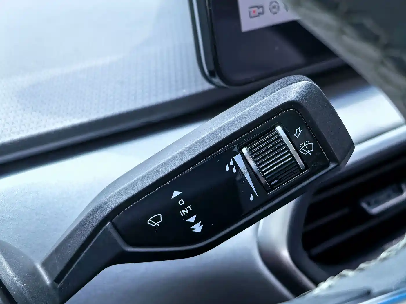 Photo 45 - Geely Geometry A
