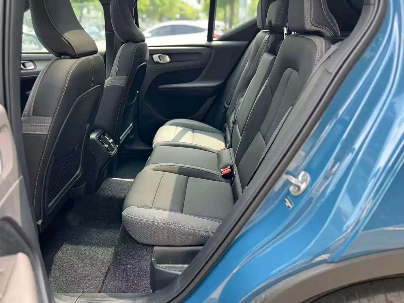 Фото 7 - Volvo XC40