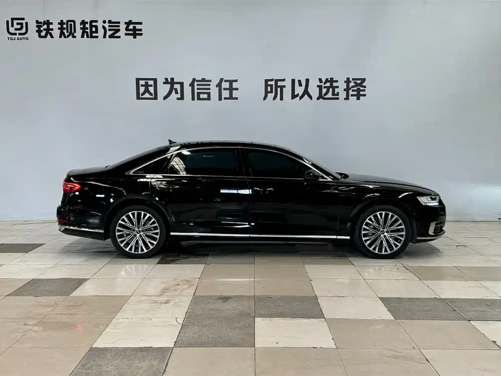 Audi A8 2021 A8L 55 TFSI quattro Luxury фото 6