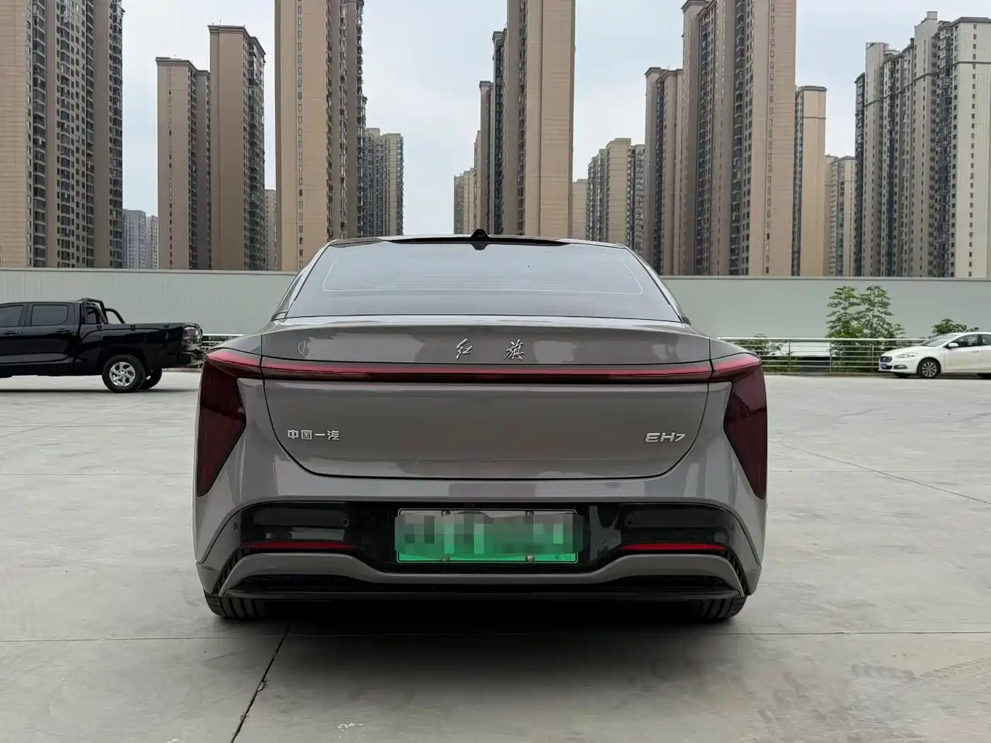 Hongqi EH7 2025 2025 640 AWD Smart Selection Edition