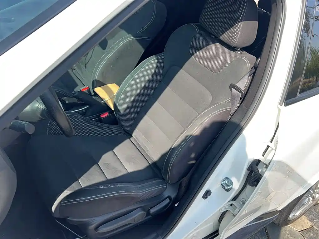 INFINITI ESQ