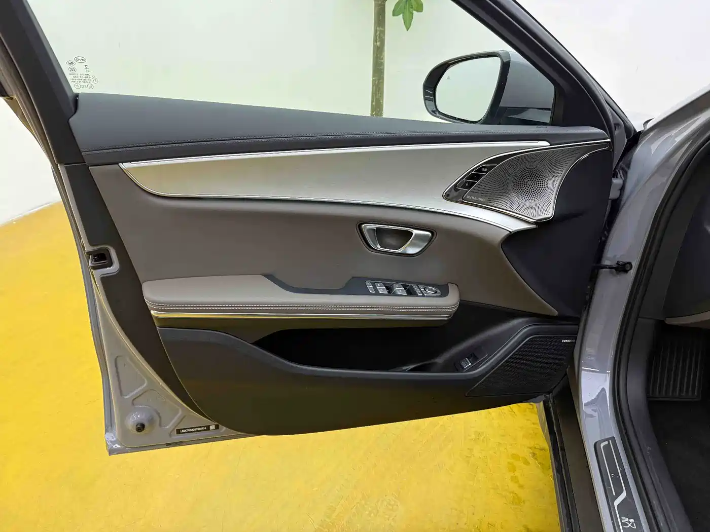 BYD Han 2025 DM-i Smart Driving Edition 125KM Honor фото 3