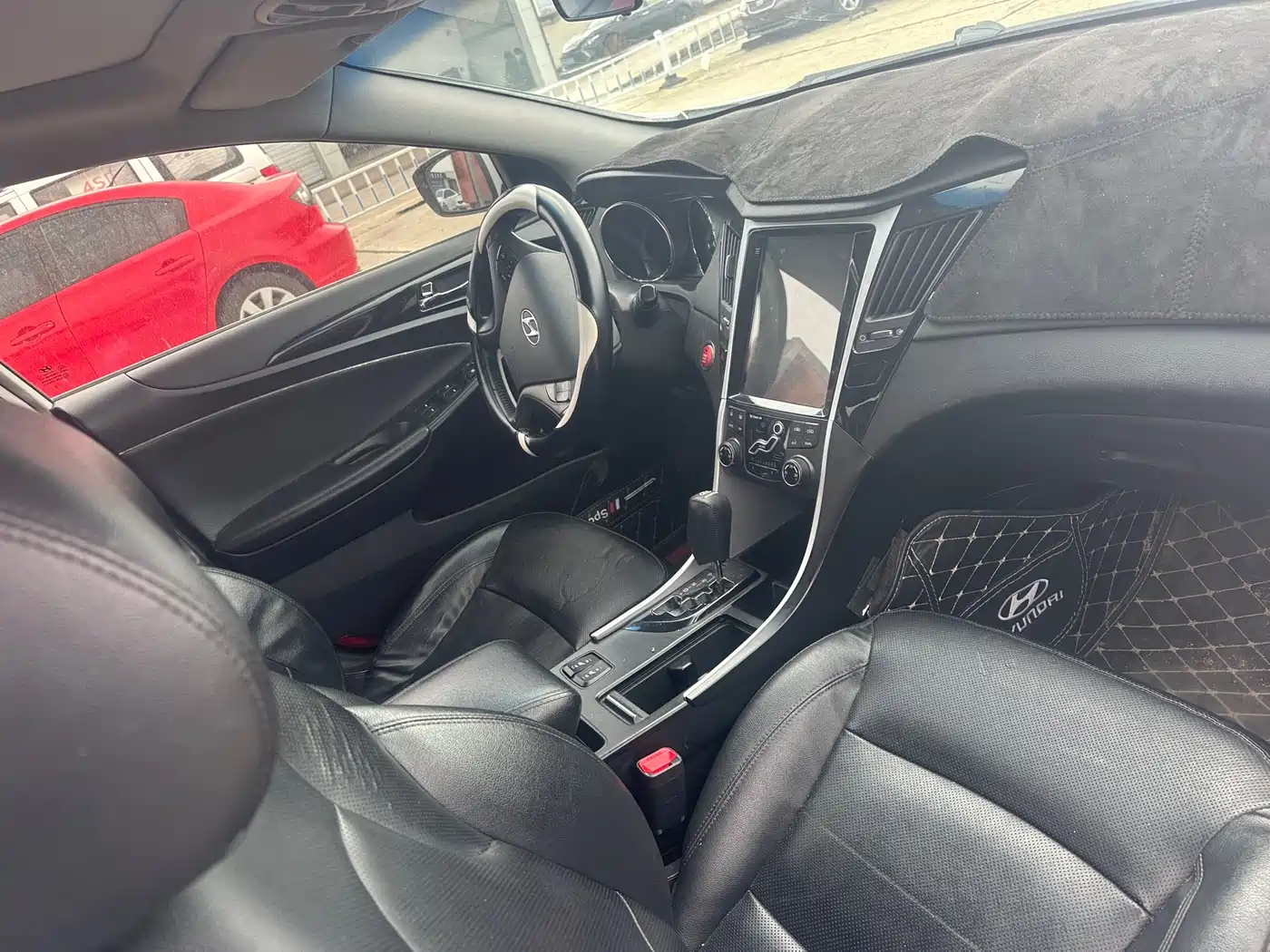 Hyundai Sonata 2014 2.4L Automatic Leading Edition China IV фото 5