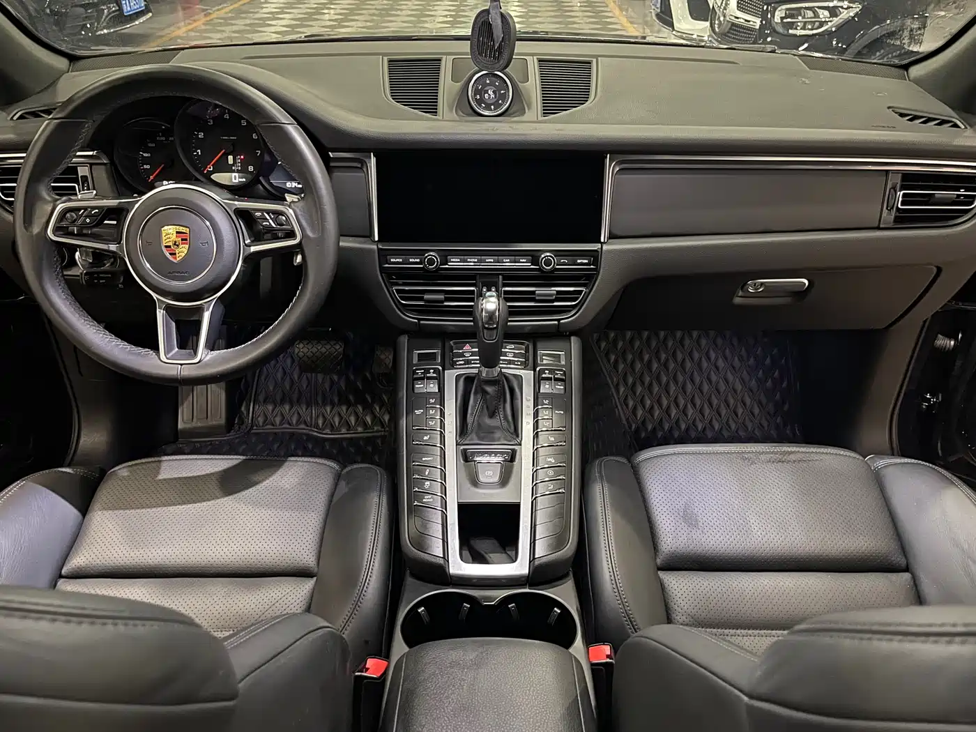 Porsche Macan 2020 Macan 2.0T фото 10