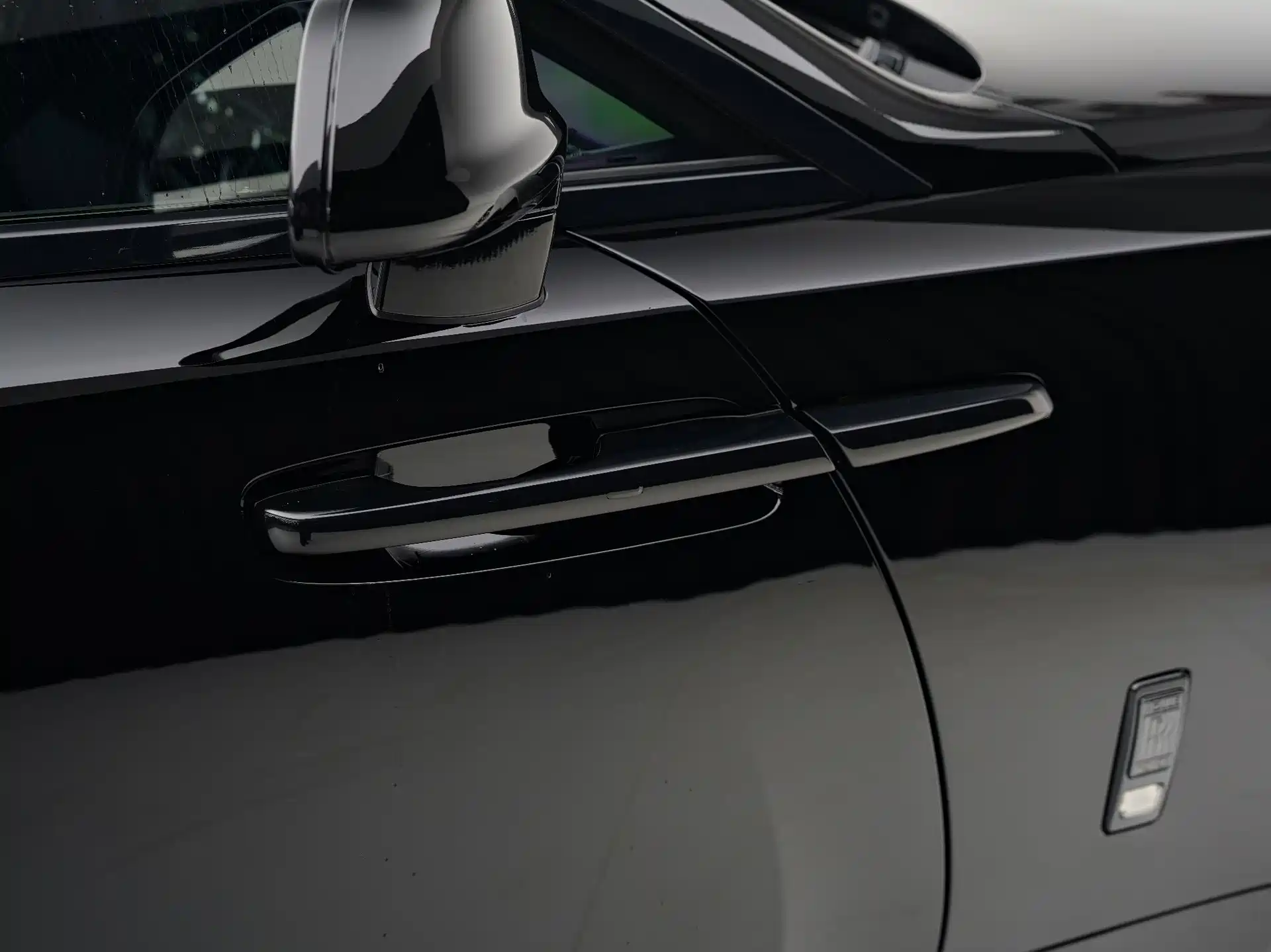 Фото 12 - Rolls-Royce Wraith