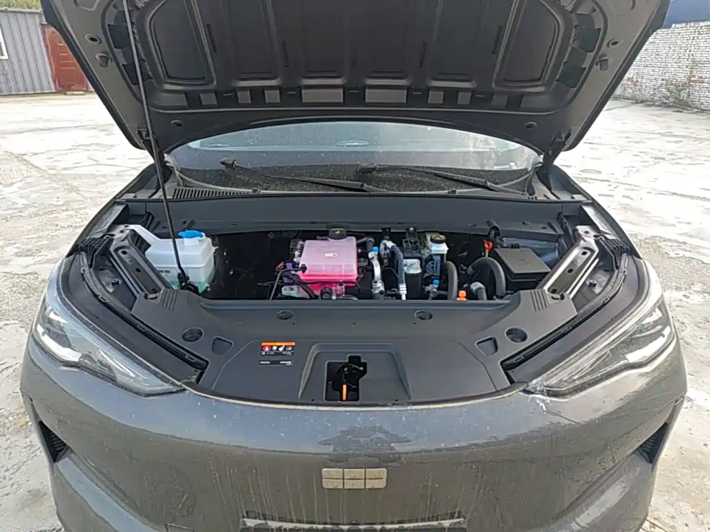 Фото 20 - Geely Galaxy Galaxy E5