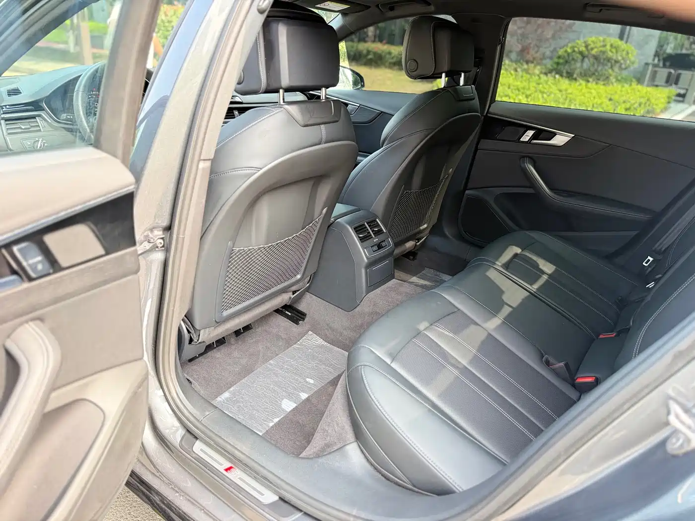 Audi A4L 2024 40 TFSI Luxury Dynamic фото 9