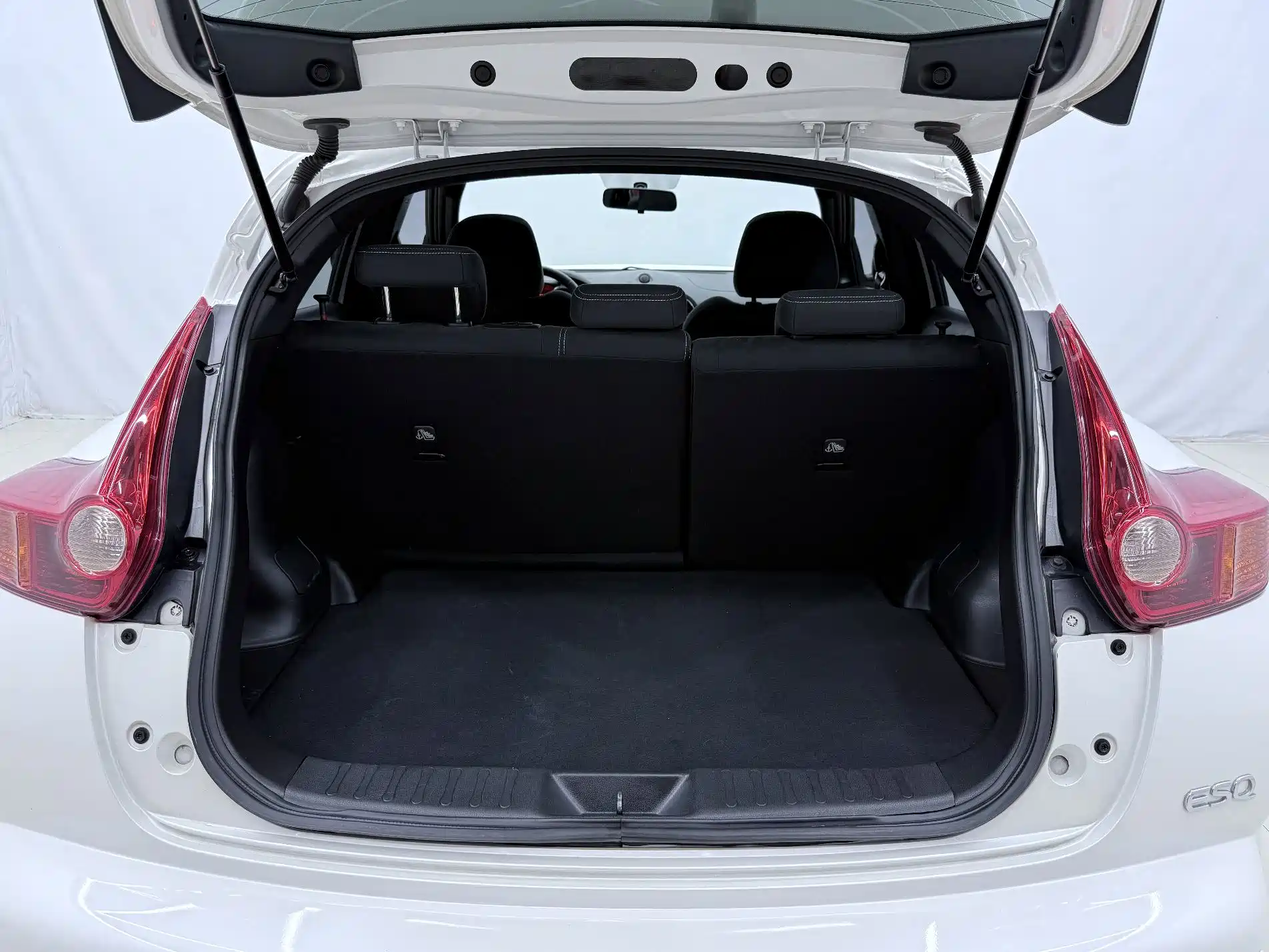 صورة 15 - Infiniti ESQ