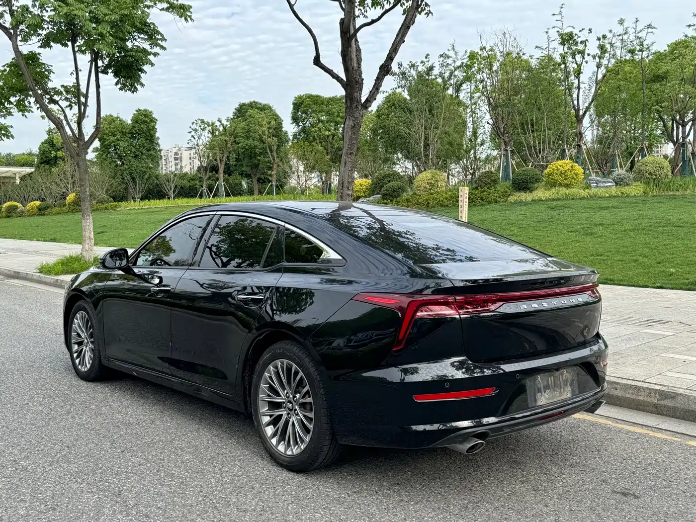 Besturn B70 2024 2023 Model 3rd Gen 1.5T Automatic Joy 70th Anniversary Edition